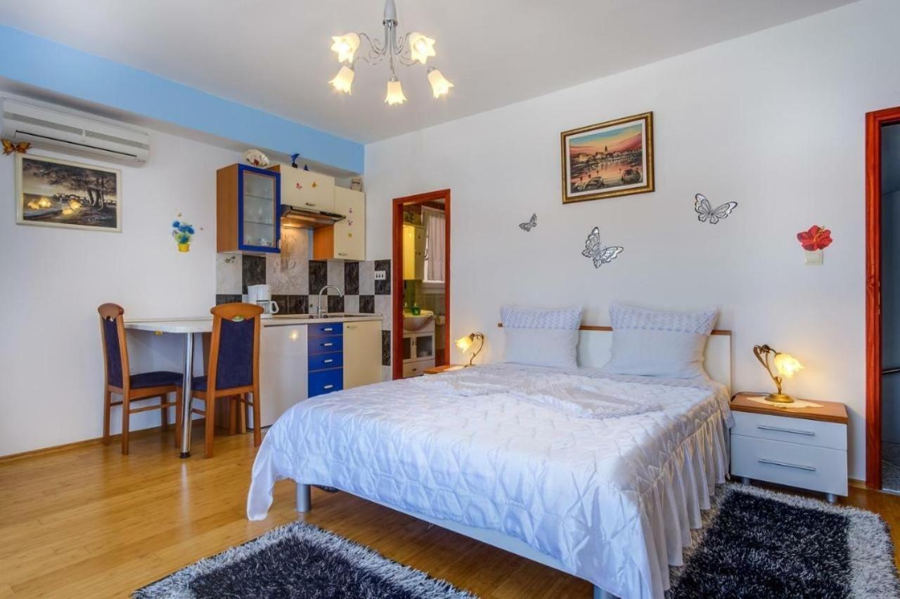Aquamare Mali Lošinj Exteriör bild